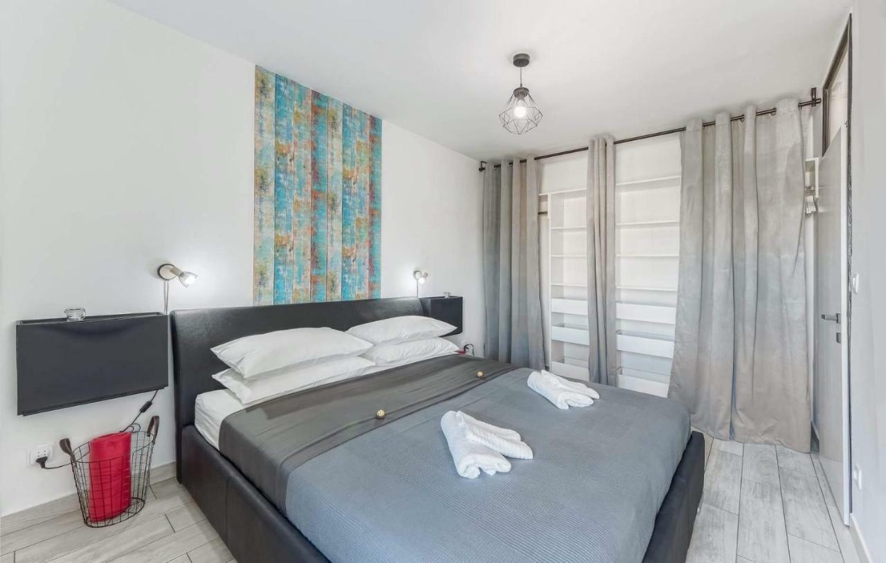 Apartment Rubix Pula Ngoại thất bức ảnh