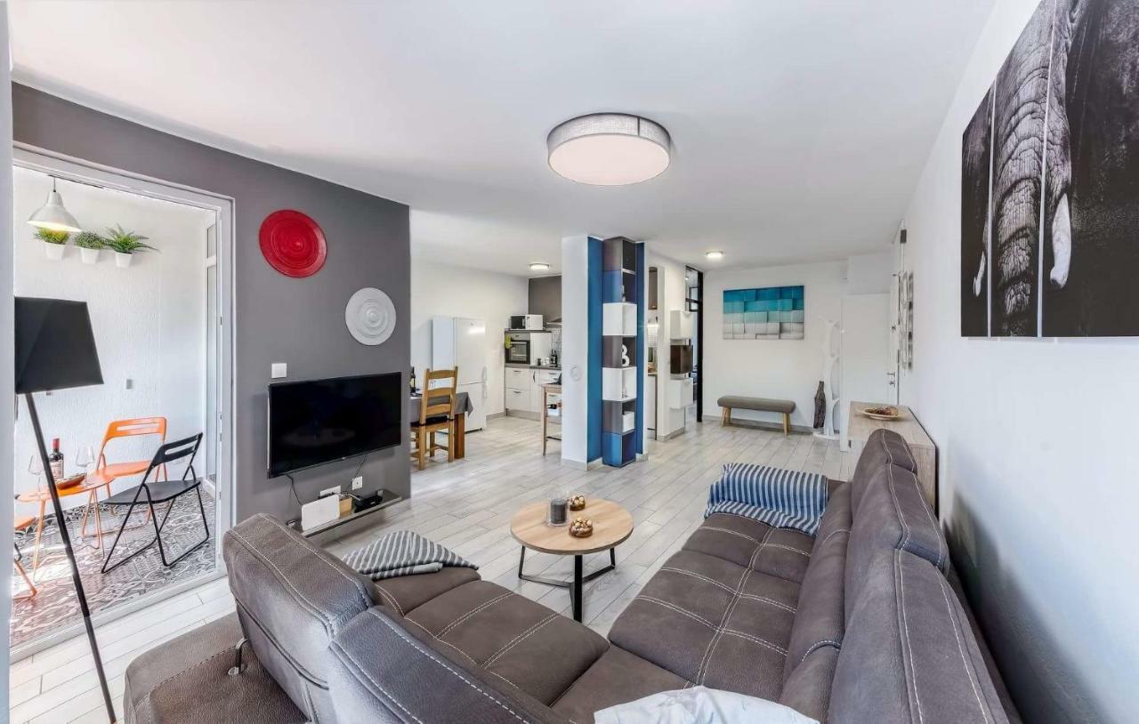 Apartment Rubix Pula Ngoại thất bức ảnh