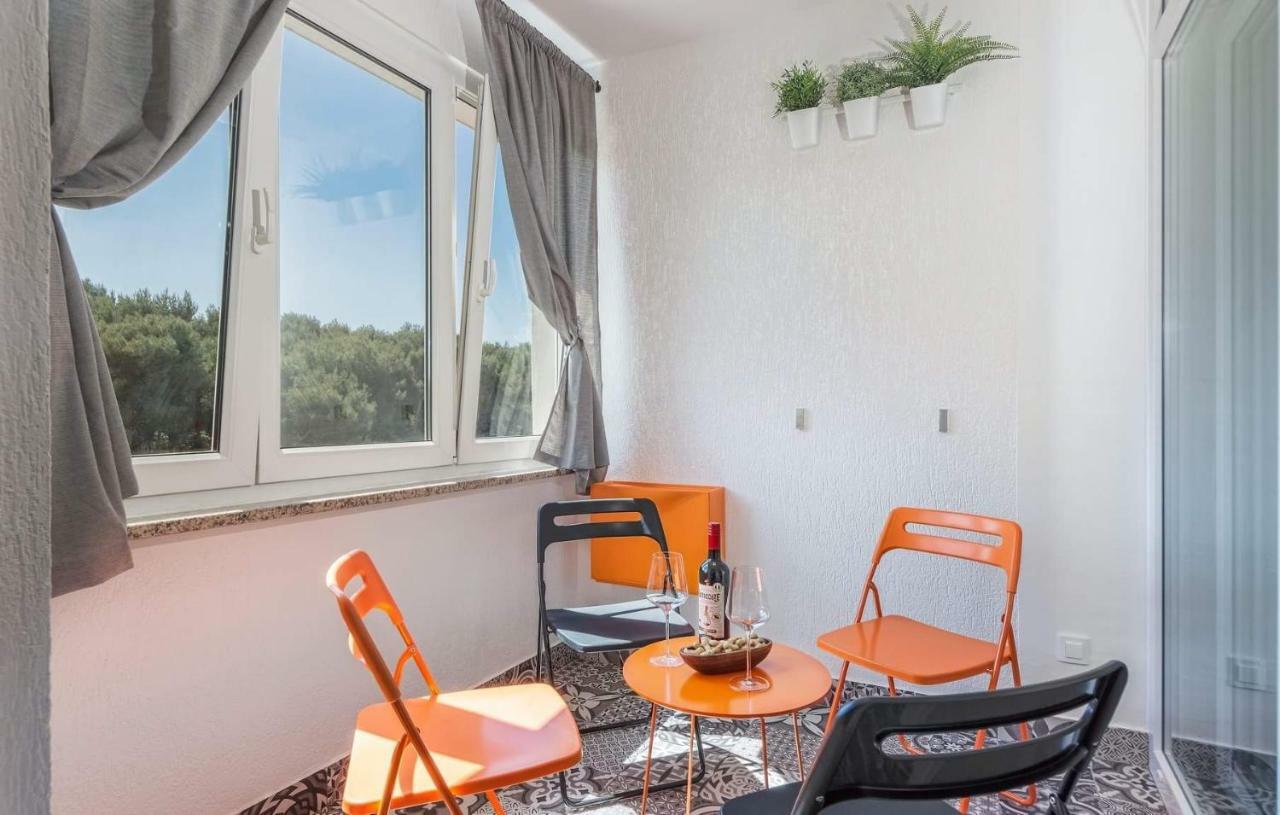 Apartment Rubix Pula Ngoại thất bức ảnh